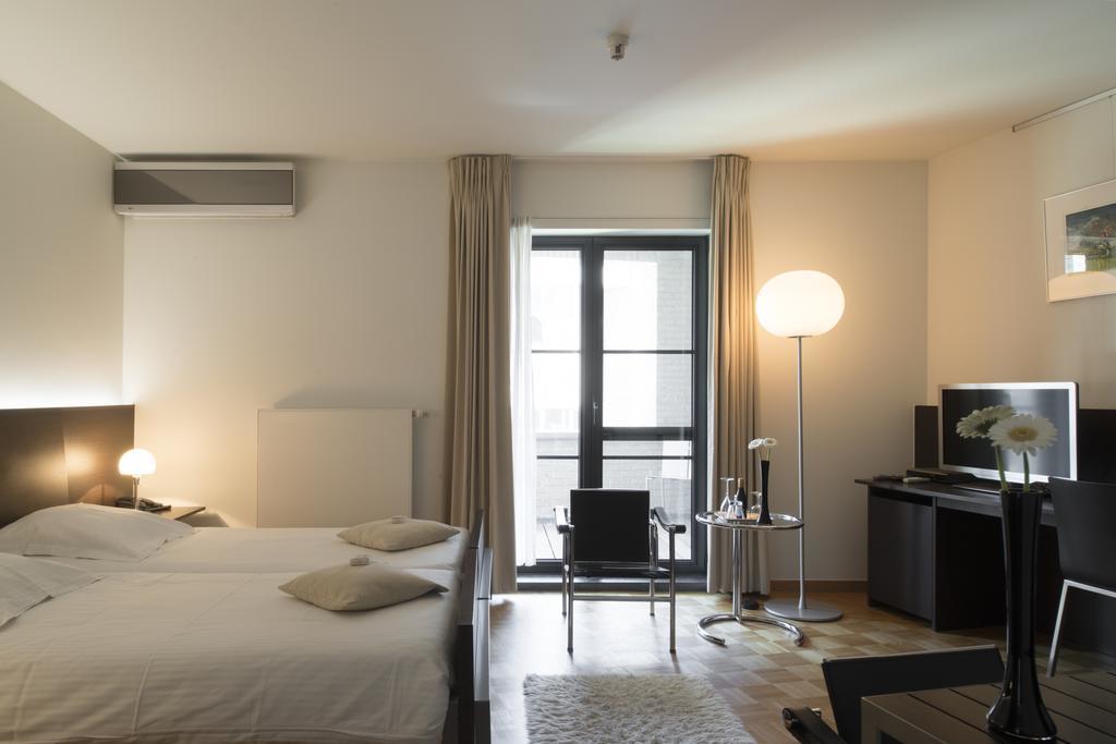 Hotel Verlooy Гел Екстериор снимка